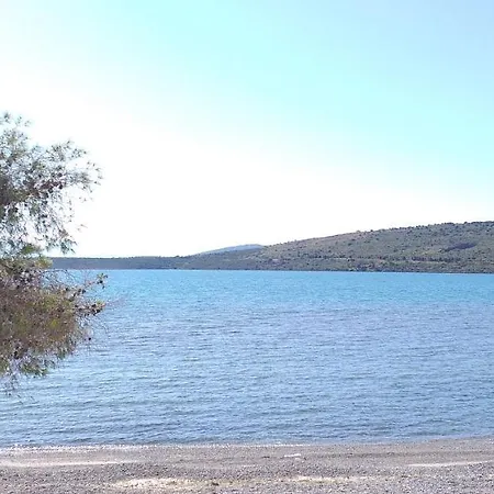 Seaside Maisonette In 아파트