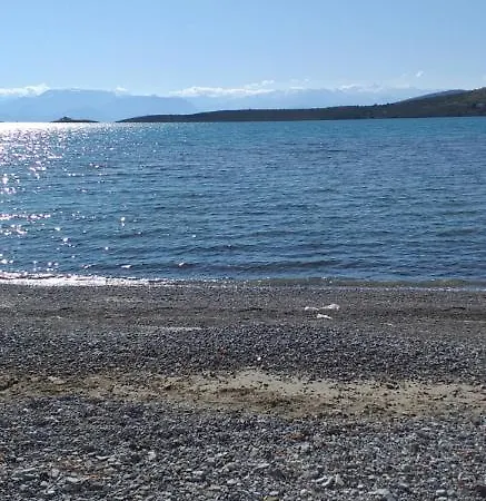 Seaside Maisonette In إتِيا